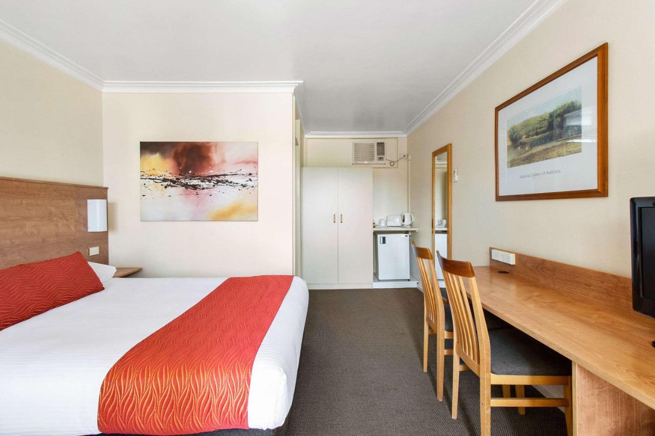 Econo Lodge Griffith Motor Inn Екстериор снимка