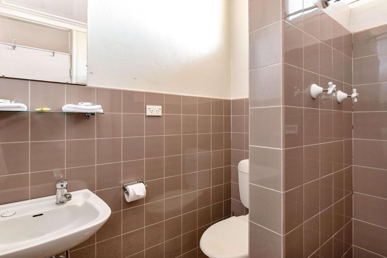 Econo Lodge Griffith Motor Inn Екстериор снимка