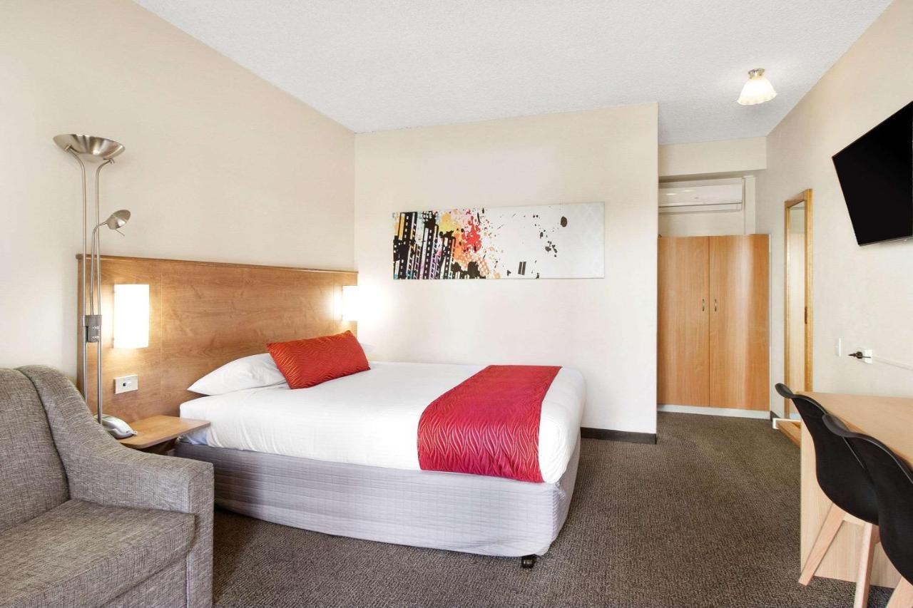 Econo Lodge Griffith Motor Inn Екстериор снимка