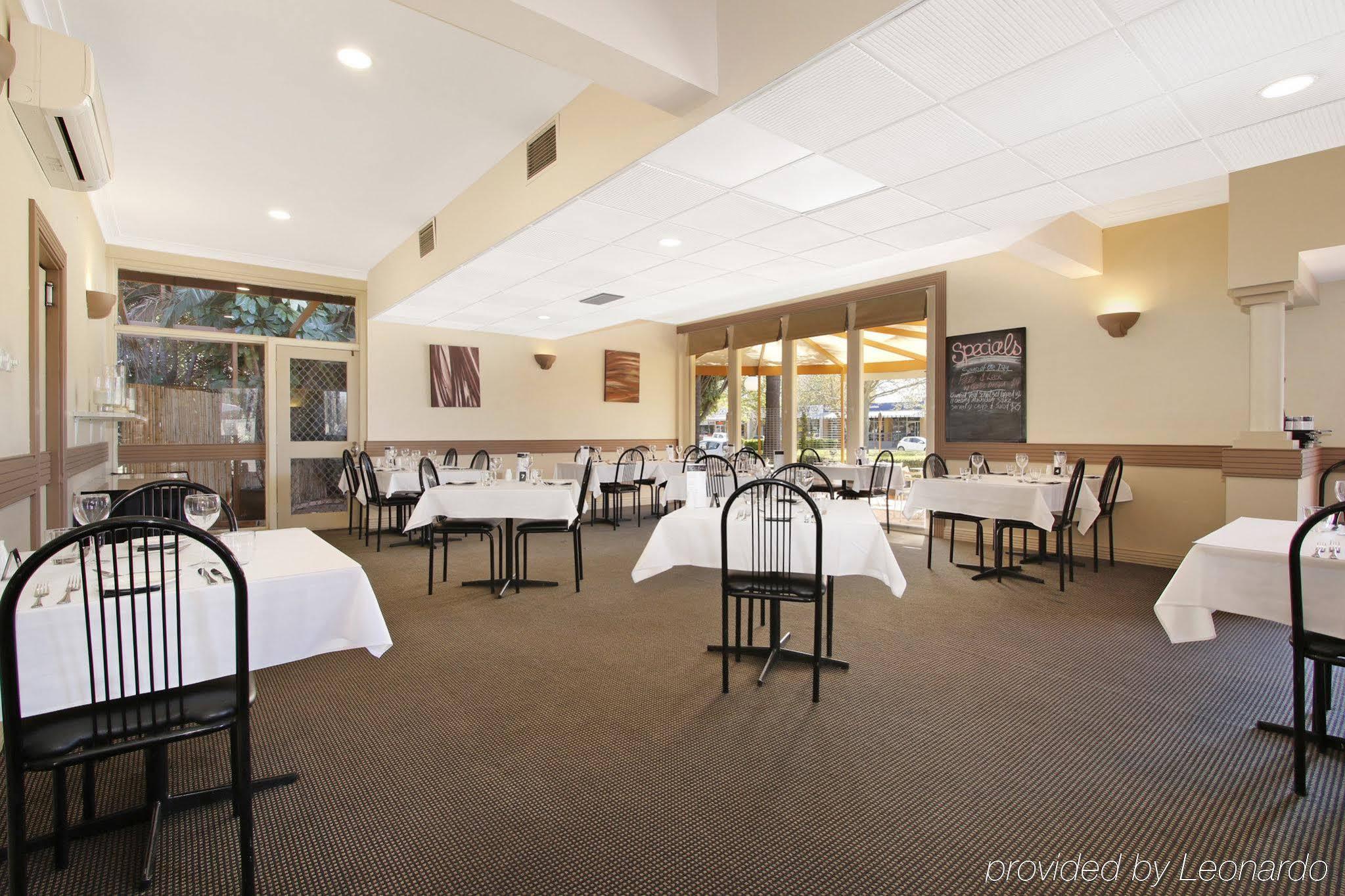 Econo Lodge Griffith Motor Inn Екстериор снимка