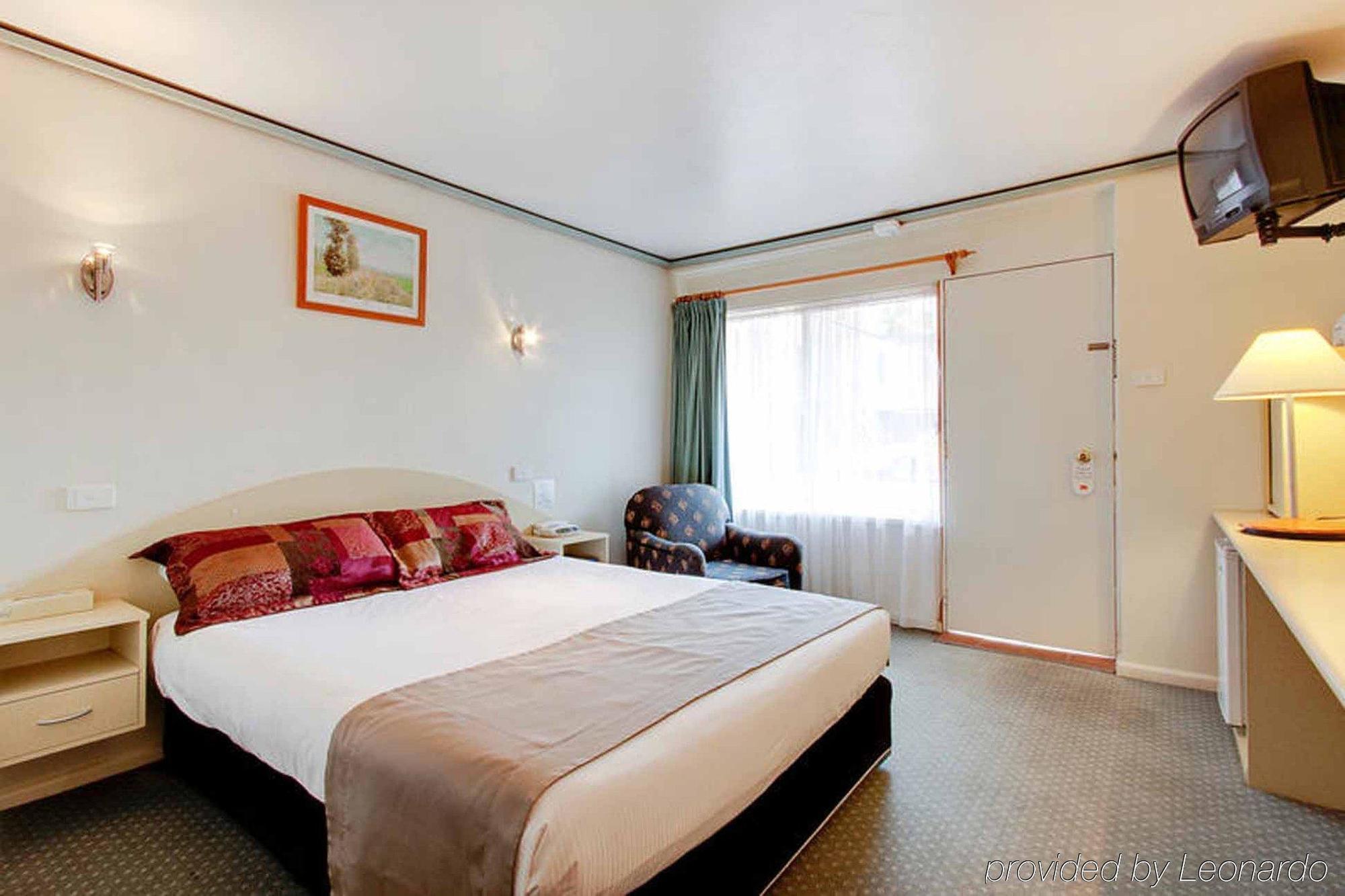 Econo Lodge Griffith Motor Inn Стая снимка